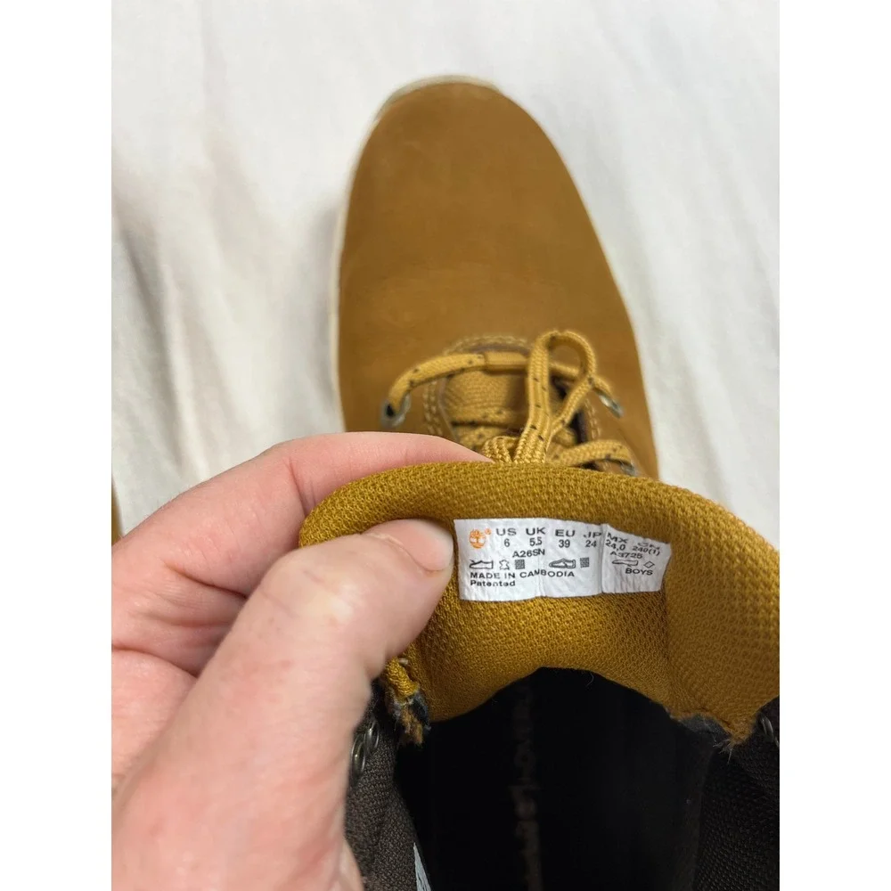 Timberland‎ Hoverlite Boys Wheat Leather Chukka Boots A26SN Size 6 Big Kids